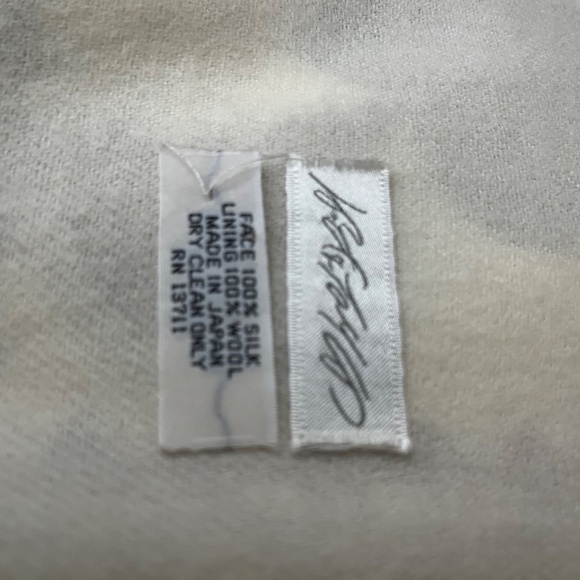 Scarf - Picture 2 of 9